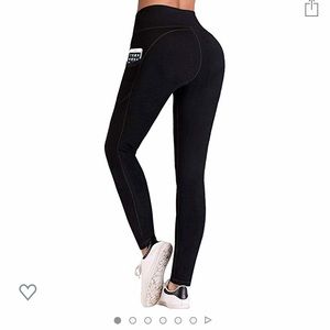 High Waisted black Yoga/Workout leggings | Large